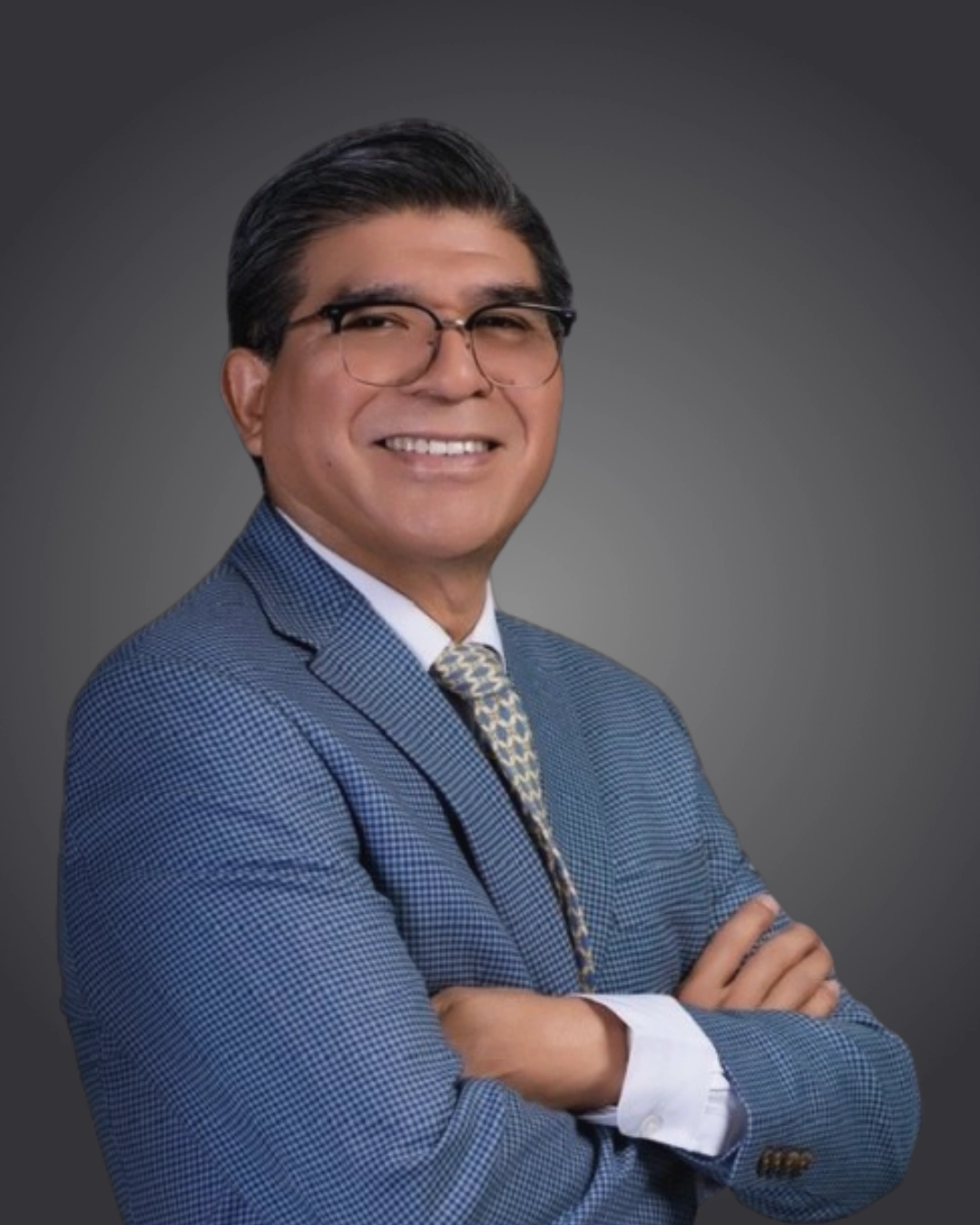 Dr. Luis Armando Becerra Pérez